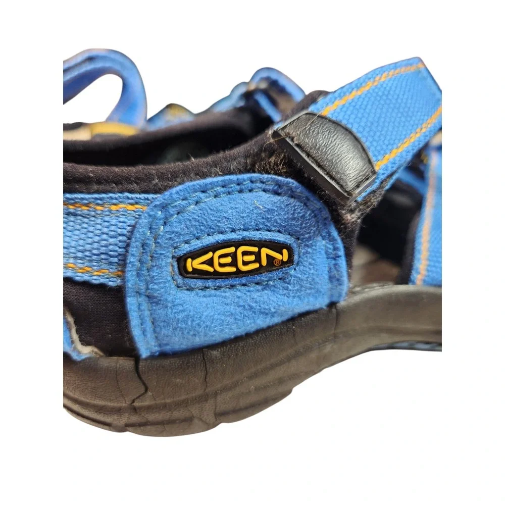 KEEN Newport H2 Blue Water Sandals‎ Hiking Trailcore Gorpcore Shoes Kids Size 5